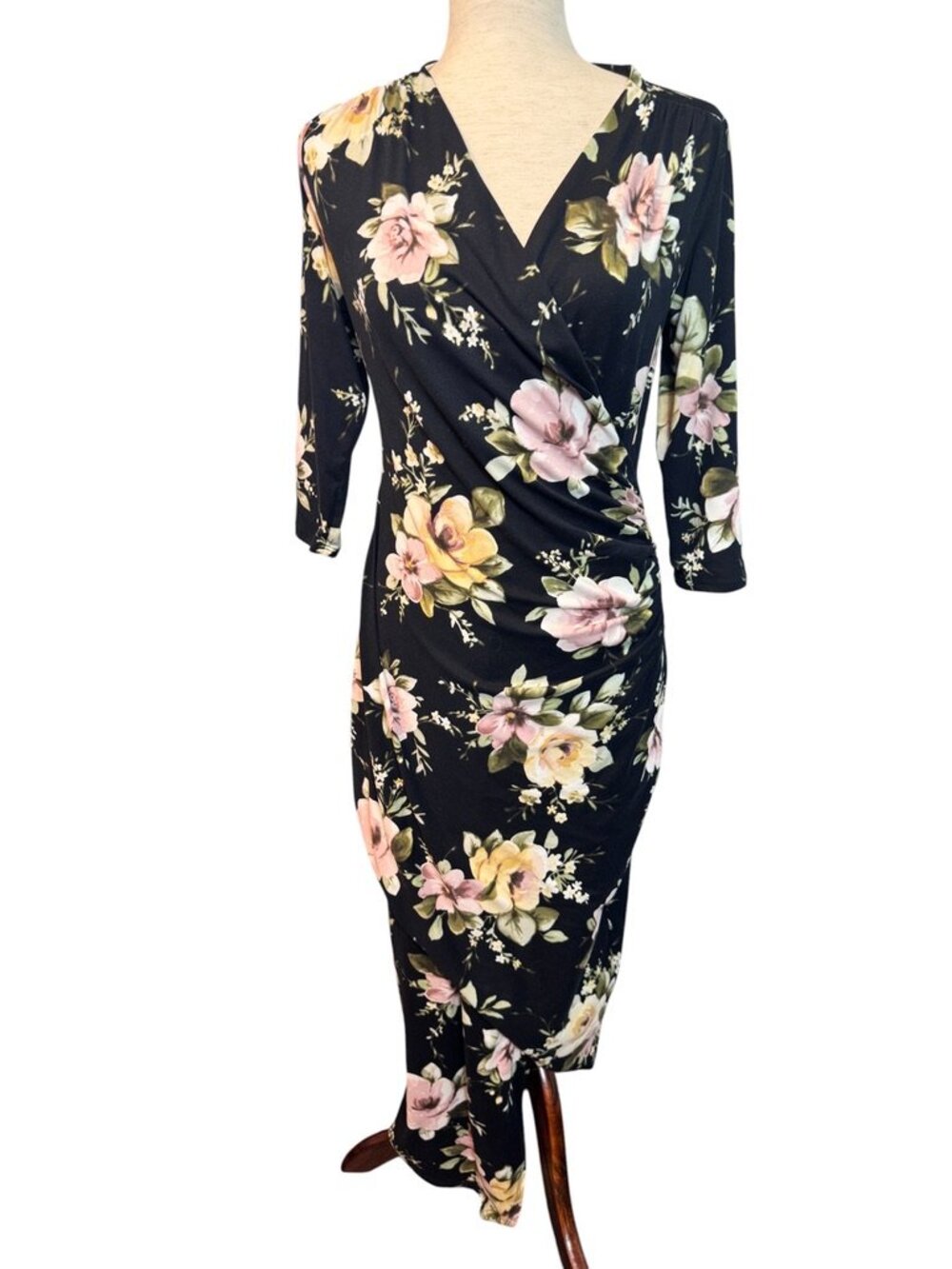 LILAC CLOTHING black floral print maxi dress Size Small EUC